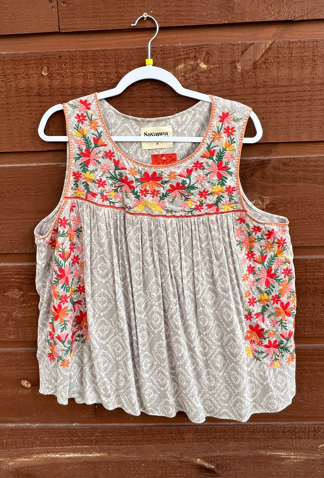 Top  Sleeveless Embroidery Gray