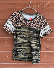 Load image into Gallery viewer, Top  Cap Sleeve Camo &amp; Leopard