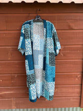 Load image into Gallery viewer, Duster Long Blue Leopard