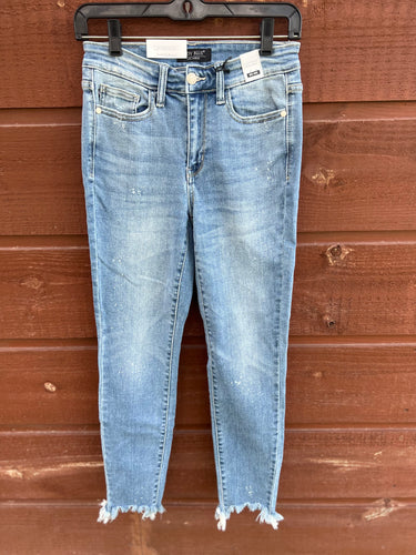 Jeans- Mid Rise Bleach Splash, Shark Bite Skinny